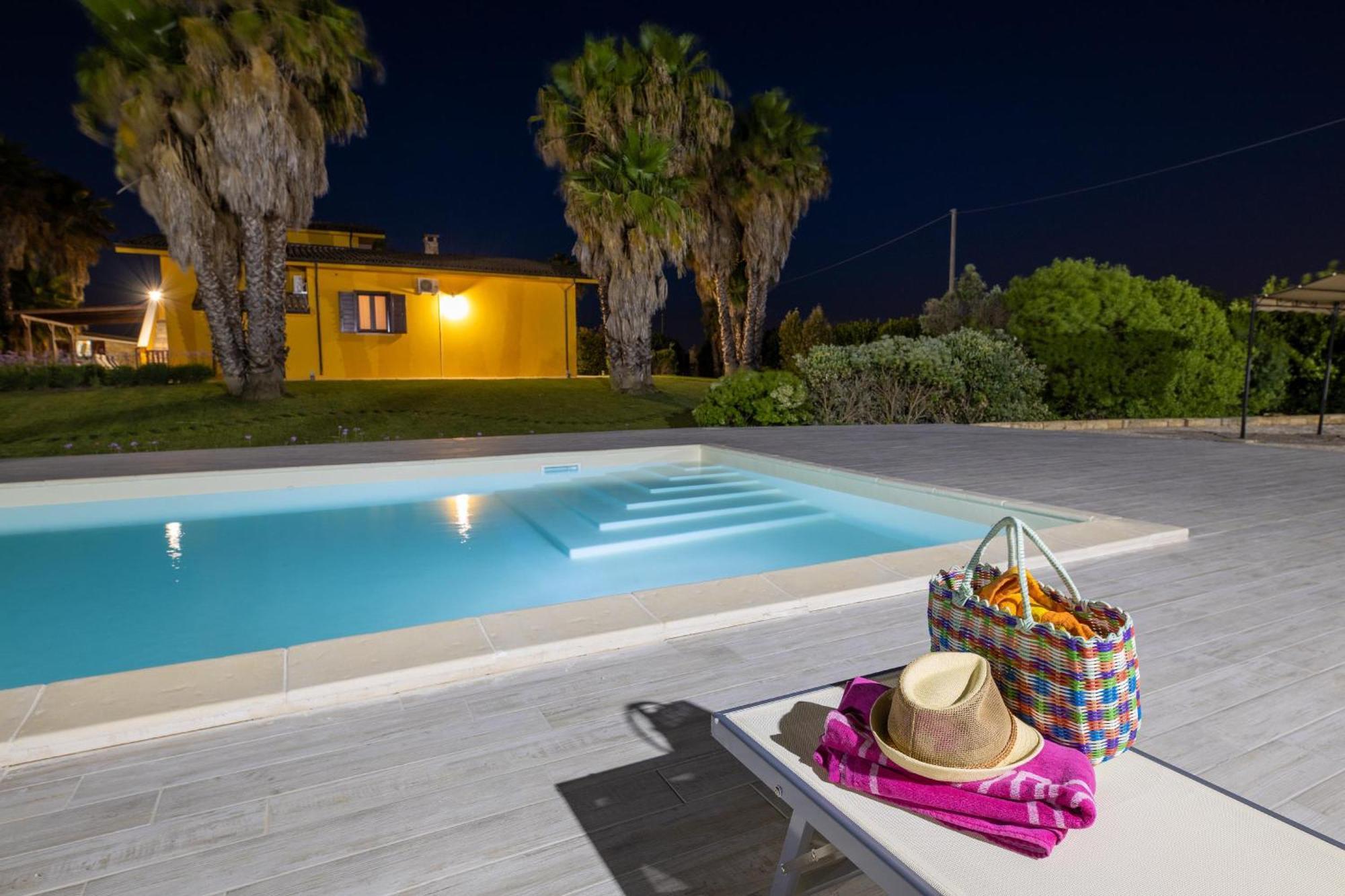 Villa Esmeralda تافيانو المظهر الخارجي الصورة