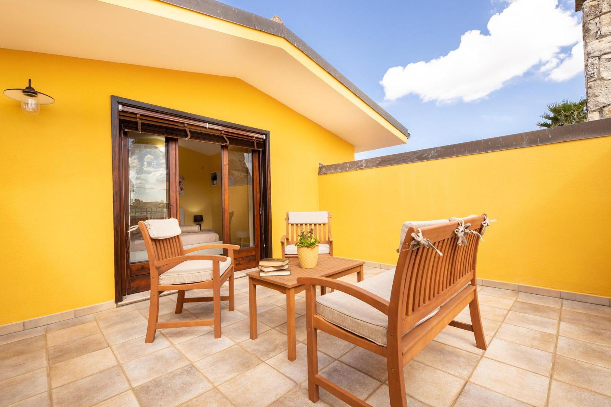Villa Esmeralda تافيانو المظهر الخارجي الصورة