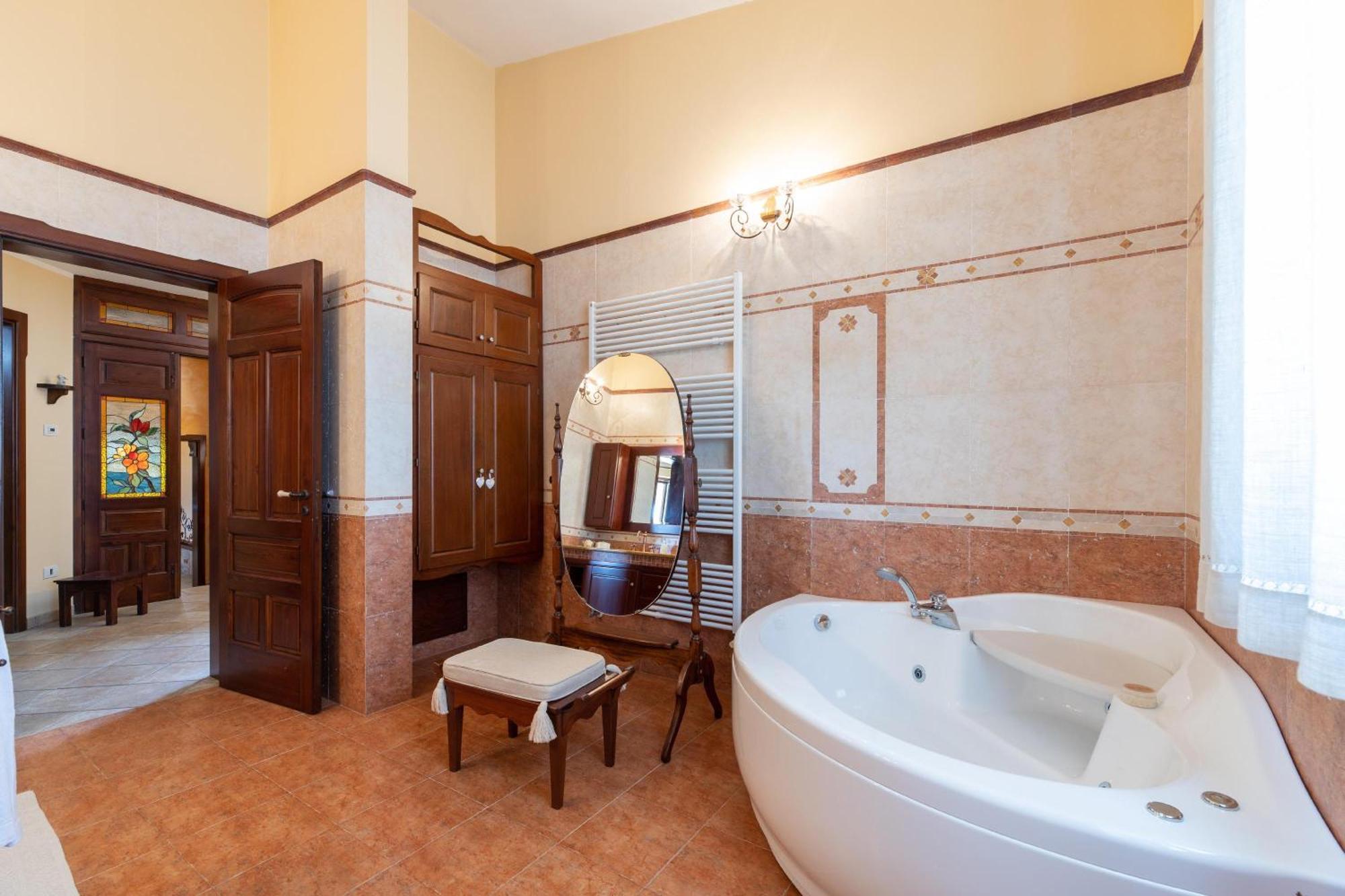 Villa Esmeralda تافيانو المظهر الخارجي الصورة